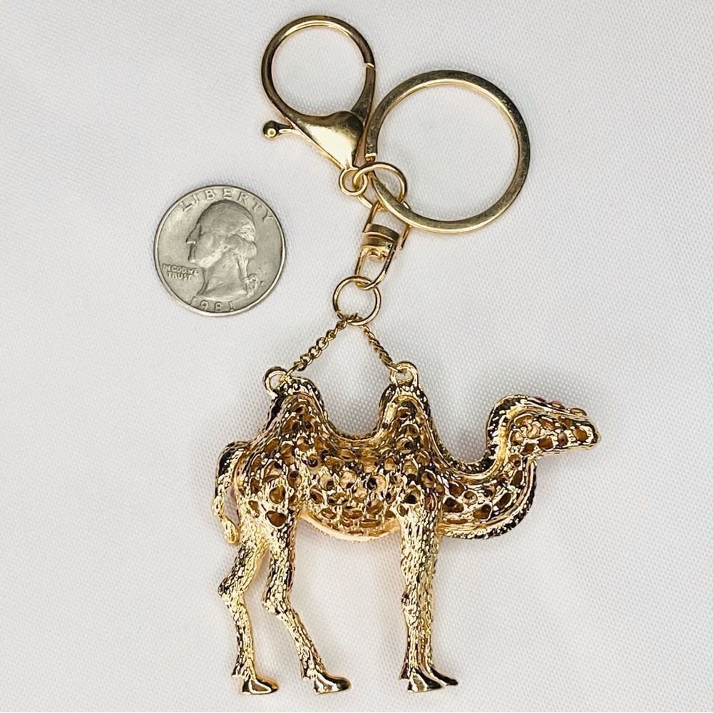 Camel Keychain Charm, Pink - Picture 3 of 3